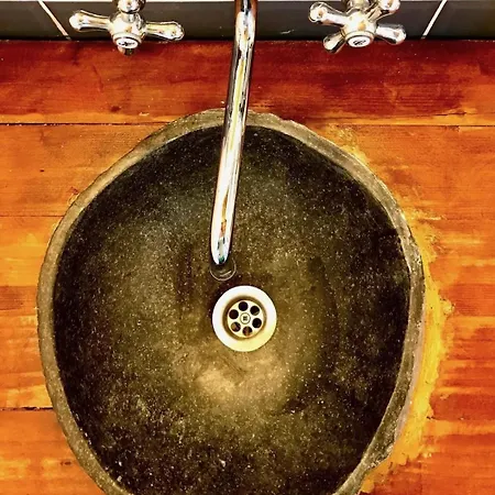 Daire Kali Preshaziko *